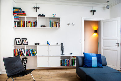 Modernes Wohnzimmer in Aalborg