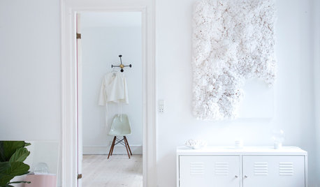 My Houzz: Extreme Minimalism in a Mostly White Danish Home