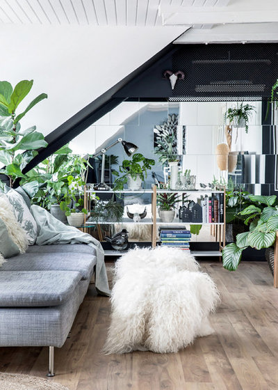 Eclectic Living Room by Heidi Jørgensen