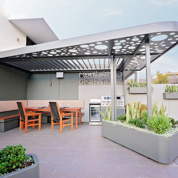 2018 Gold Award & Best in Category - Rooftop Design, Outhouse Design