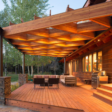 A New Shade Structure for an Existing Organic Residence