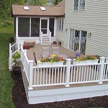 Arnold Screen Porch with Deck