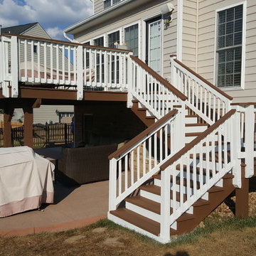 Bare Wood to Modern Two Tone Contrast Deck