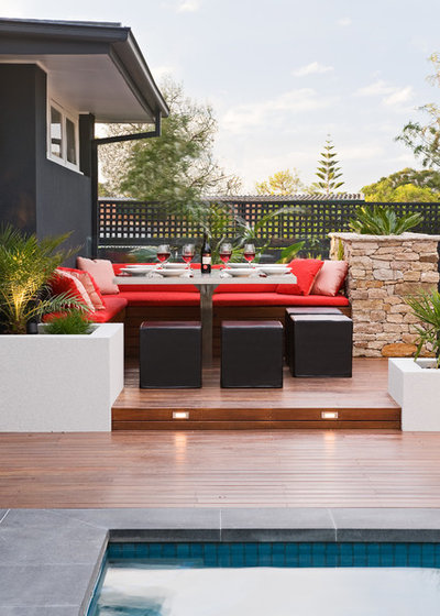 Contemporary Terrace by Apex Landscapes & Pools