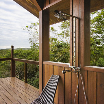 Belize Residence: Outdoor Shower