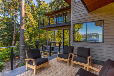Inspiration for a craftsman deck remodel in Seattle