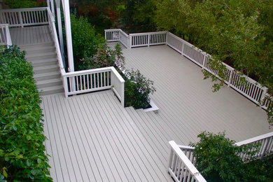 Example of a classic deck design in Orange County
