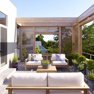 Photo of a mid-sized contemporary deck in New York with no cover.