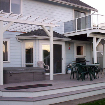 Couple Decks and Outdoor living areas