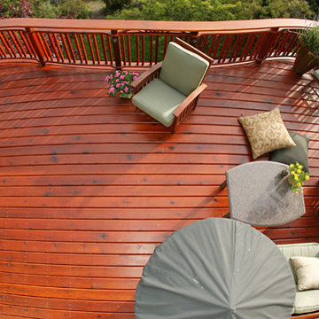 Curved Wood Deck with Built-In Bar