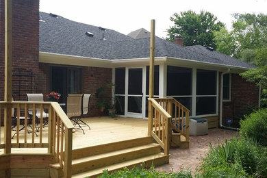 Inspiration for a timeless deck remodel in Louisville