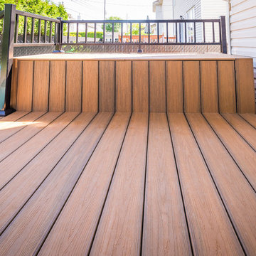 Deck & Stairs in Pointe Claire
