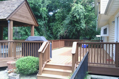 Example of a classic deck design in New York