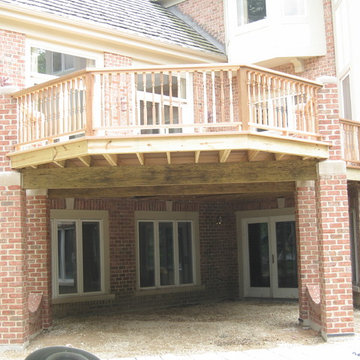 Deck railing and masonry support columns