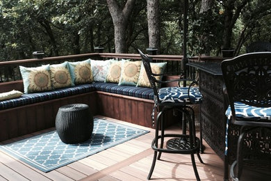 Example of a classic backyard deck design in Oklahoma City with no cover