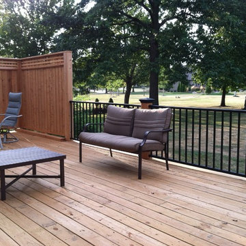 Deck with Privacy Screen
