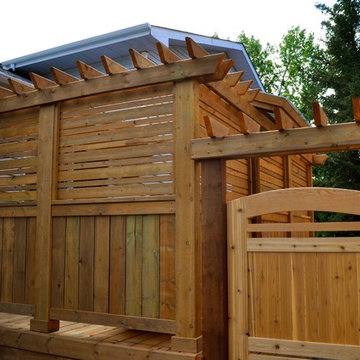 Deck with Privacy Screens - Calgary