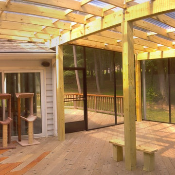 Deck with Screened in Porch