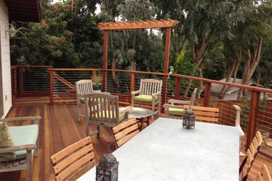 Example of a beach style deck design in San Diego