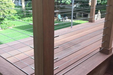 Example of a trendy deck design in Boston