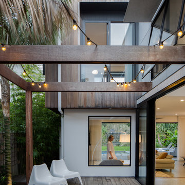 Eclipse House