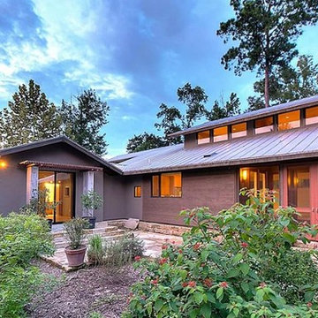 Eco-Friendly Modern Bungalow