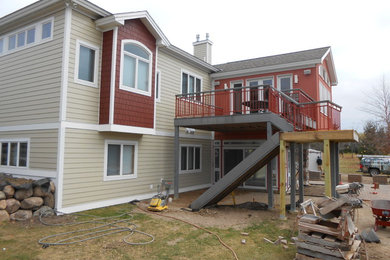 Example of a large deck design in Minneapolis
