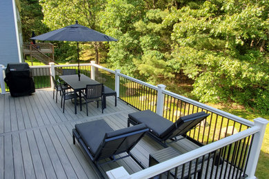Inspiration for a timeless deck remodel in Boston