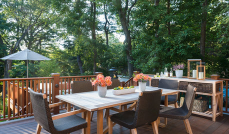 Multilevel Deck Rejuvenates a Backyard Entertaining Space