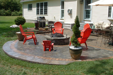 Goffstown NH Paver Patio and Fire Pit