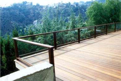 Hillside deck of Mangaris with Glass Railing