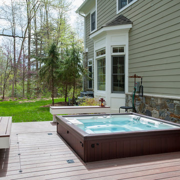 Hot tub deck in Bethesda