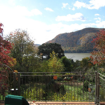 House on The Hudson River