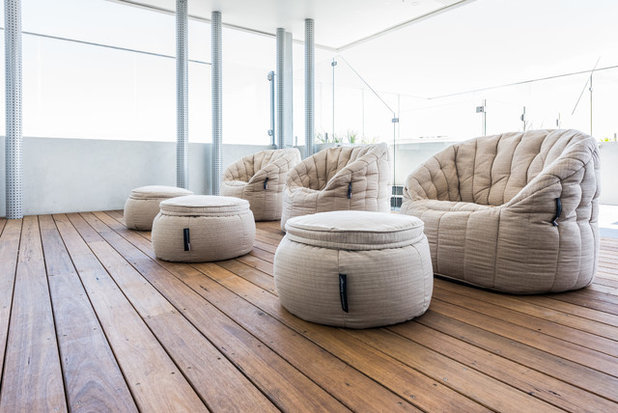 Contemporáneo Terraza y balcón by Ambient Lounge (Australia)