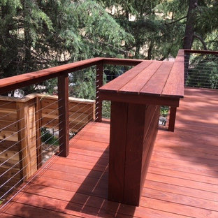 Esempio di una grande terrazza chic dietro casa con nessuna copertura