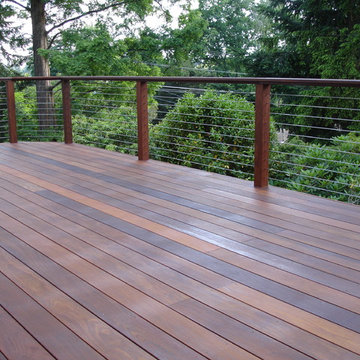 Ipe deck with horizontal stainless steel cable