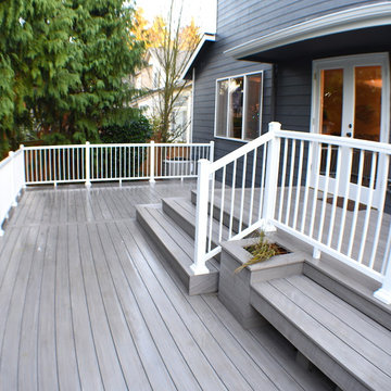 Kirkland, Market Contemporary Deck