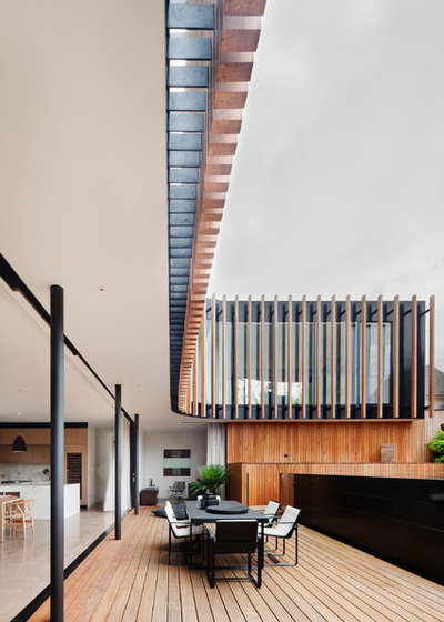 Contemporary Terrace by Matt Gibson Architecture + Design
