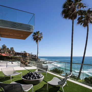 Laguna Beach Oceanfront Contemporary