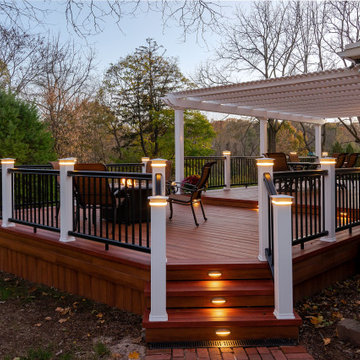 Lansdale Deck and Trellis