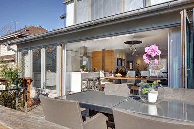 Inspiration for a modern deck remodel in New York