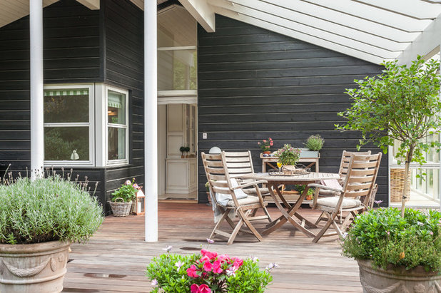 Scandinavian Terrace by Busy Bees Photography
