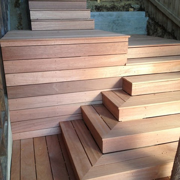 Mangaris Hardwood Deck