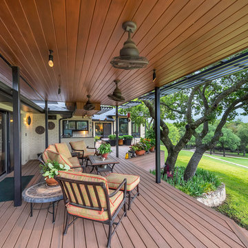 Master suite, sunroom & covered back deck