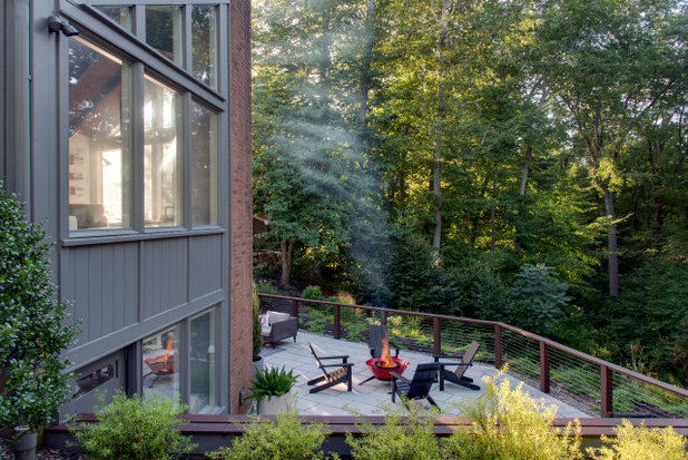 Midcentury Deck by Amy Martin Landscape Design