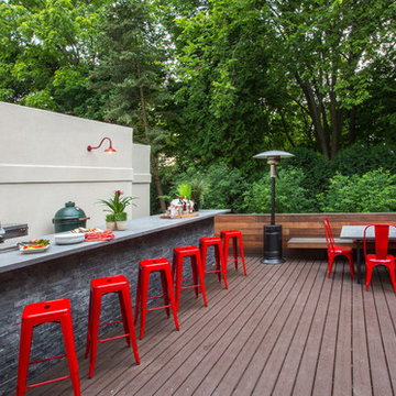 Modern Outdoor Kitchen