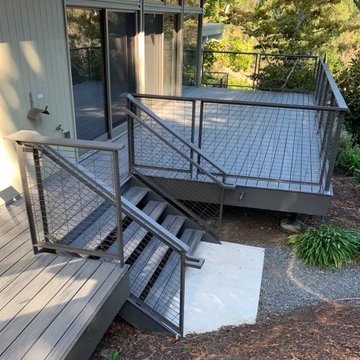 Modern Trex Deck and Stairs with Metal Railing