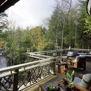 Mountain style deck photo in Miami