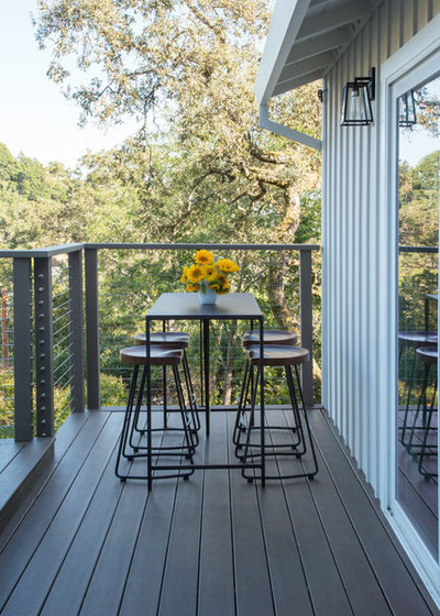 Contemporary Terrace by Margot Hartford Photography