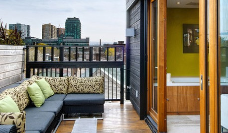 My Houzz: Rooftop Retreat Addition in Toronto